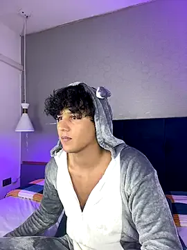 oxo_yuna_oxo – webcam model profile photo Image 11