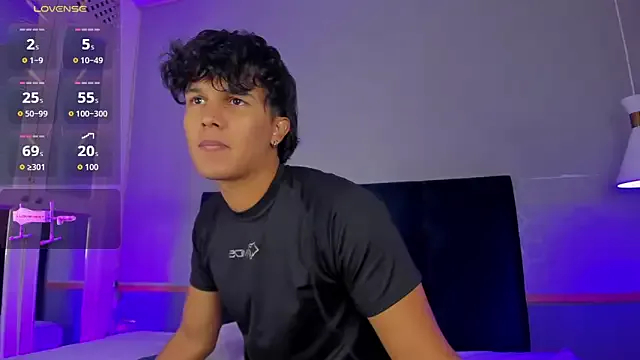 oxo_yuna_oxo – webcam model profile photo Image 7