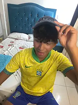 ViviVIsion – webcam model profile photo Image 12