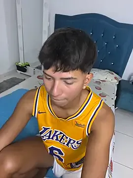 ViviVIsion – webcam model profile photo Image 13