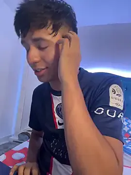 ViviVIsion – webcam model profile photo Image 3