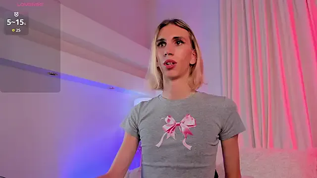 Mia--meow – webcam model profile photo Image 18