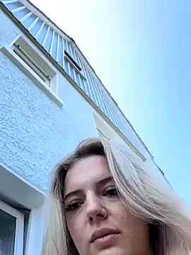 Nonchan_ – webcam model profile photo Image 10