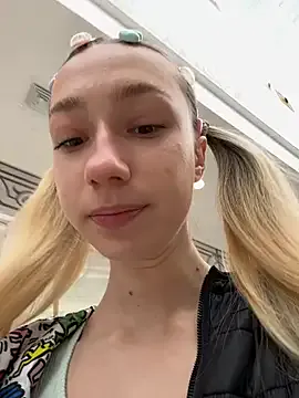 Lia__Love Image 6