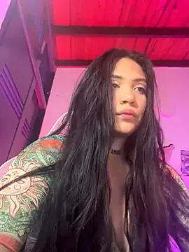 MiaRosey – webcam model profile photo Image 2