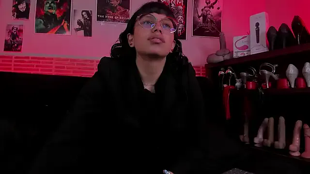 AgathaCrawford – webcam model profile photo Image 8