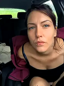 SonY_CaM – webcam model profile photo Image 4