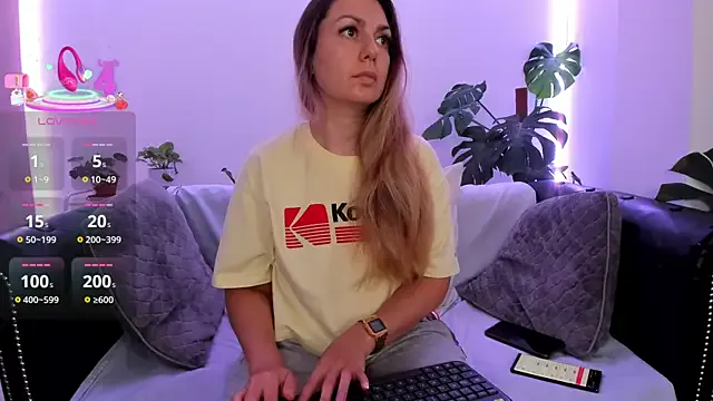 Queen_sofiyaa – webcam model profile photo Image 3