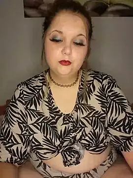 oxo_yuna_oxo – webcam model profile photo Image 10