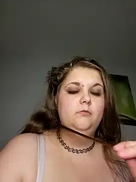 oxo_yuna_oxo – webcam model profile photo Image 13