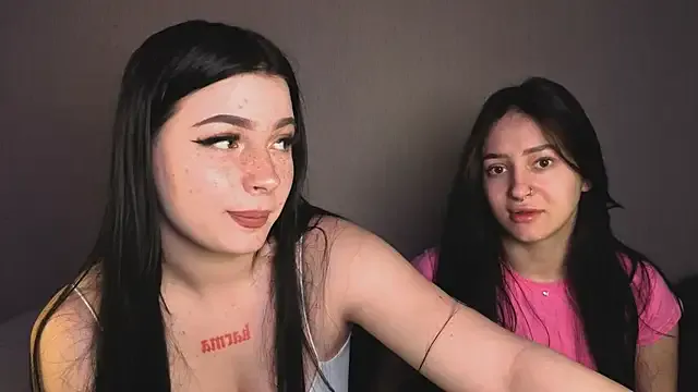 LisaAndDenis Image 2