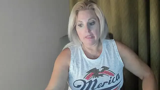 ManaMi-maru – webcam model profile photo Image 12