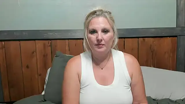 ManaMi-maru – webcam model profile photo Image 3