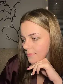 Garima_G – webcam model profile photo Image 4