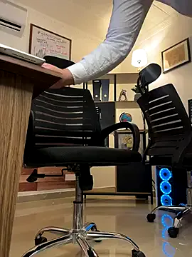 NANA_7 – webcam model profile photo Image 9