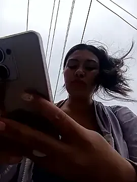 Queen_sofiyaa – webcam model profile photo Image 3