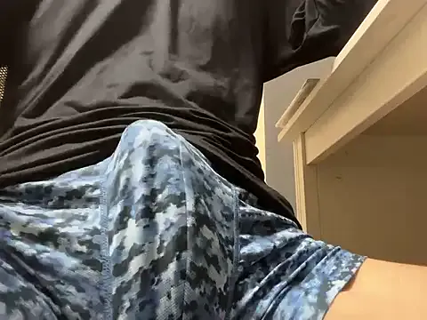 Megu_Melon – webcam model profile photo Image 7