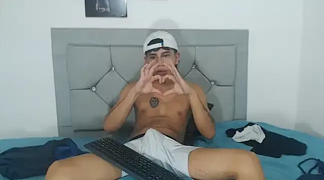 ManaMi-maru – webcam model profile photo Image 3