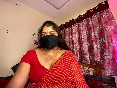 oxo_yuna_oxo – webcam model profile photo Image 8