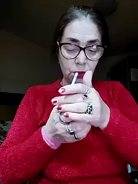 oxo_yuna_oxo – webcam model profile photo Image 15