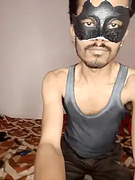 roouse – webcam model profile photo Image 14