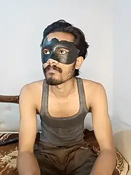 roouse – webcam model profile photo Image 9