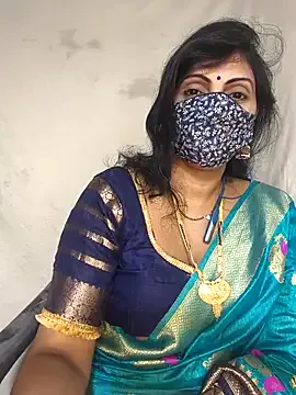 Hannahoff – webcam model profile photo Image 10