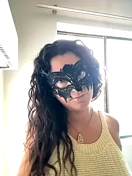 oxo_yuna_oxo – webcam model profile photo Image 3