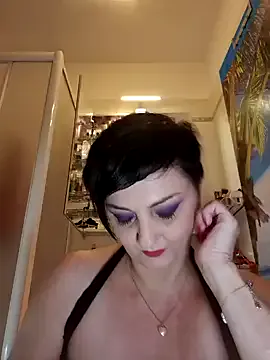 FiorellaRossi – webcam model profile photo Image 9