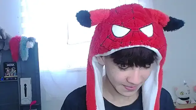 roouse – webcam model profile photo Image 5