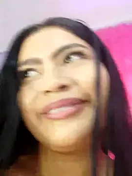 oxo_yuna_oxo – webcam model profile photo Image 10