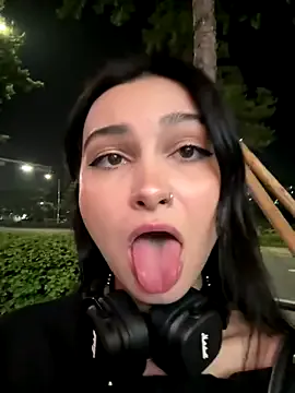 oxo_yuna_oxo – webcam model profile photo Image 10