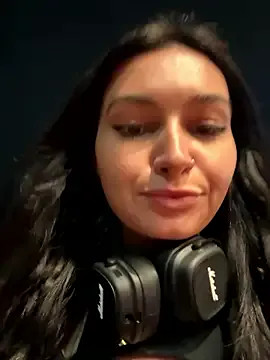 oxo_yuna_oxo – webcam model profile photo Image 15