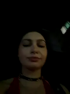 oxo_yuna_oxo – webcam model profile photo Image 4