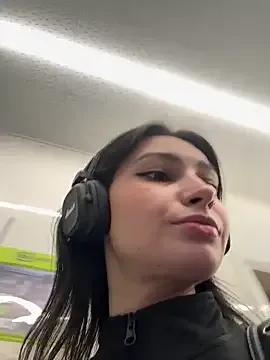 oxo_yuna_oxo – webcam model profile photo Image 9