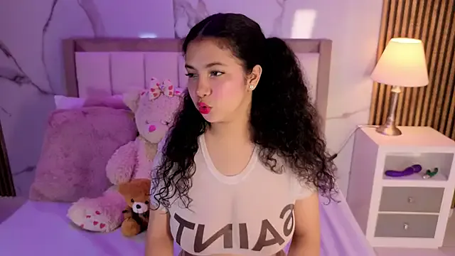 ValentinaHoffman – webcam model profile photo Image 6