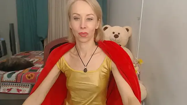 LuxuryNika – webcam model profile photo