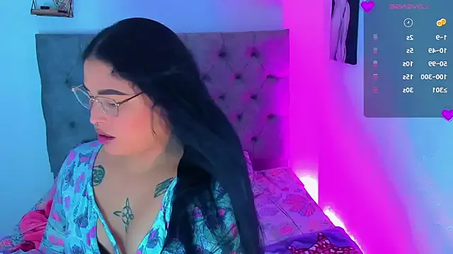 oxo_yuna_oxo – webcam model profile photo Image 10