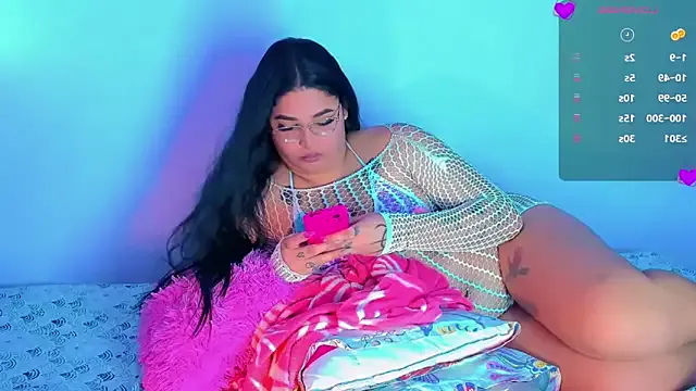 oxo_yuna_oxo – webcam model profile photo Image 12