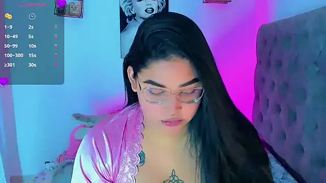 oxo_yuna_oxo – webcam model profile photo Image 6