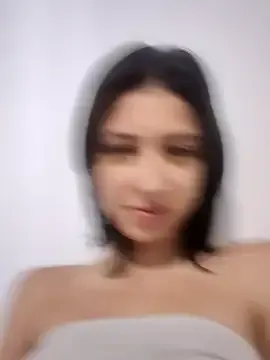 Inaa-Love – webcam model profile photo Image 3