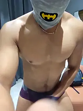 Yui-Ch – webcam model profile photo Image 11