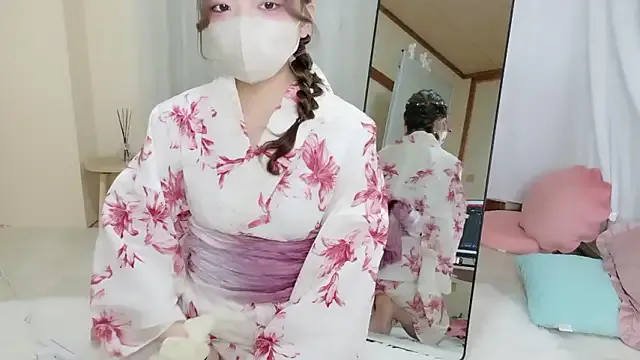 NANA_7 – webcam model profile photo Image 13