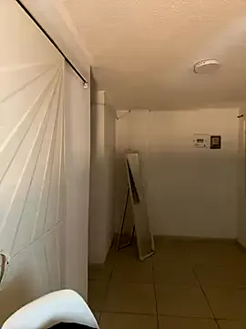 ChloeTeles – webcam model profile photo Image 12