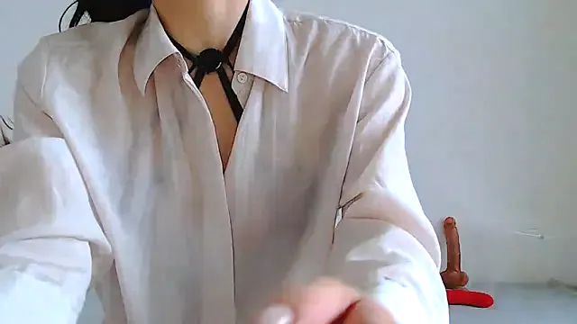 oxo_yuna_oxo – webcam model profile photo Image 11