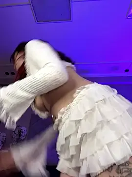 RollingGirls – webcam model profile photo Image 9