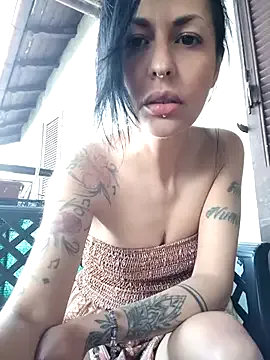 Megu_Melon – webcam model profile photo Image 5