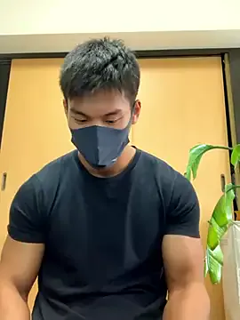 Yui-Ch – webcam model profile photo Image 6