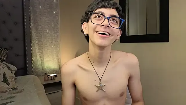 kai101010 – webcam model profile photo Image 9