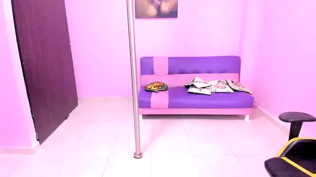 TarraKate – webcam model profile photo Image 8